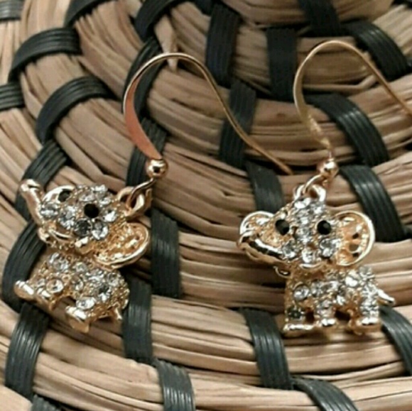 NEW Elephant Earrings - Picture 5 of 5